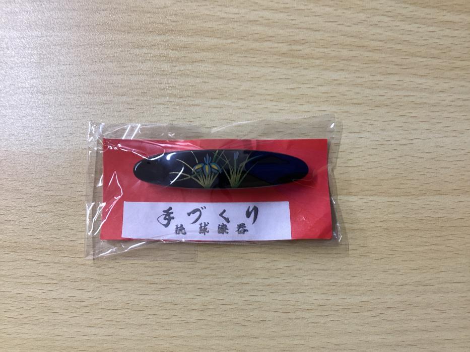 琉球漆器髪ドメ 黒色 スイセン柄